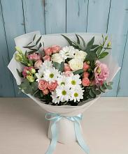 Букет цветов из:  Розы, Лизиантусы и Хризантемы в Бобровский