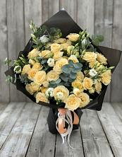 Букет цветов из:  Розы и Лизиантусы в Бобровский