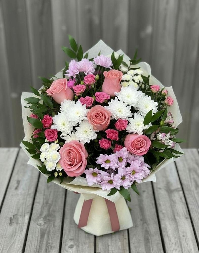 Букет цветов из: Альстромерии, Гвоздики, Розы и Хризантемы в Бобровский