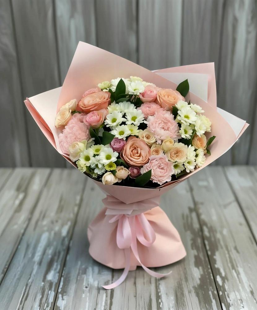 Букет цветов из: Гвоздики, Розы и Хризантемы в Бобровский