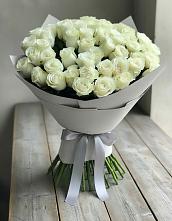 Букет 35 Белых роз в Бобровский