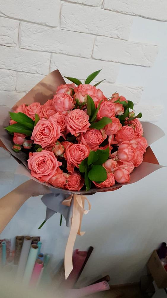 Букет цветов из: Розы в Бобровский