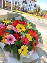 Букет цветов из:  Герберы #REPLACE_PRED# Бобровский