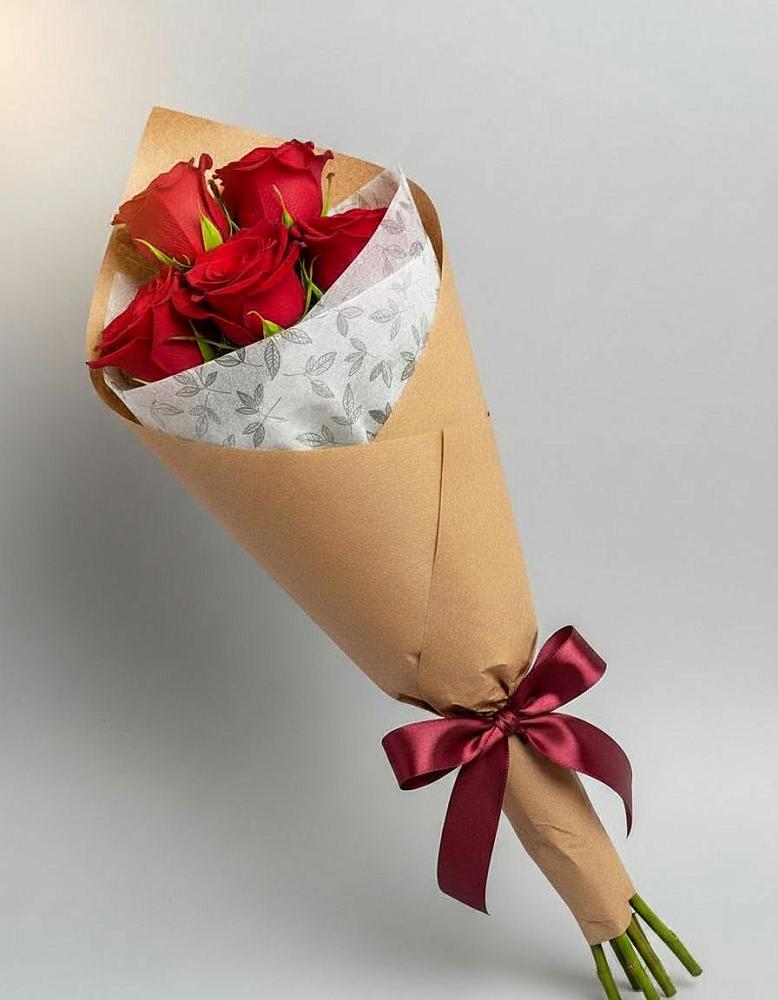 Букет цветов из: Розы в Бобровский