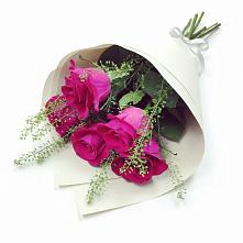 Букет цветов из:  Розы #REPLACE_PRED# Бобровский