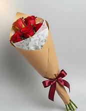 Букет цветов из:  Розы в Бобровский