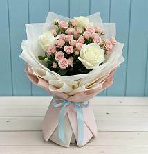 Букет цветов из:  Розы в Бобровский
