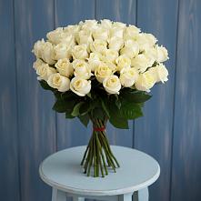 Букет 51 Белая роза Эдлесс Лав в Бобровский