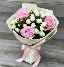 Букет цветов из:  Розы в Бобровский