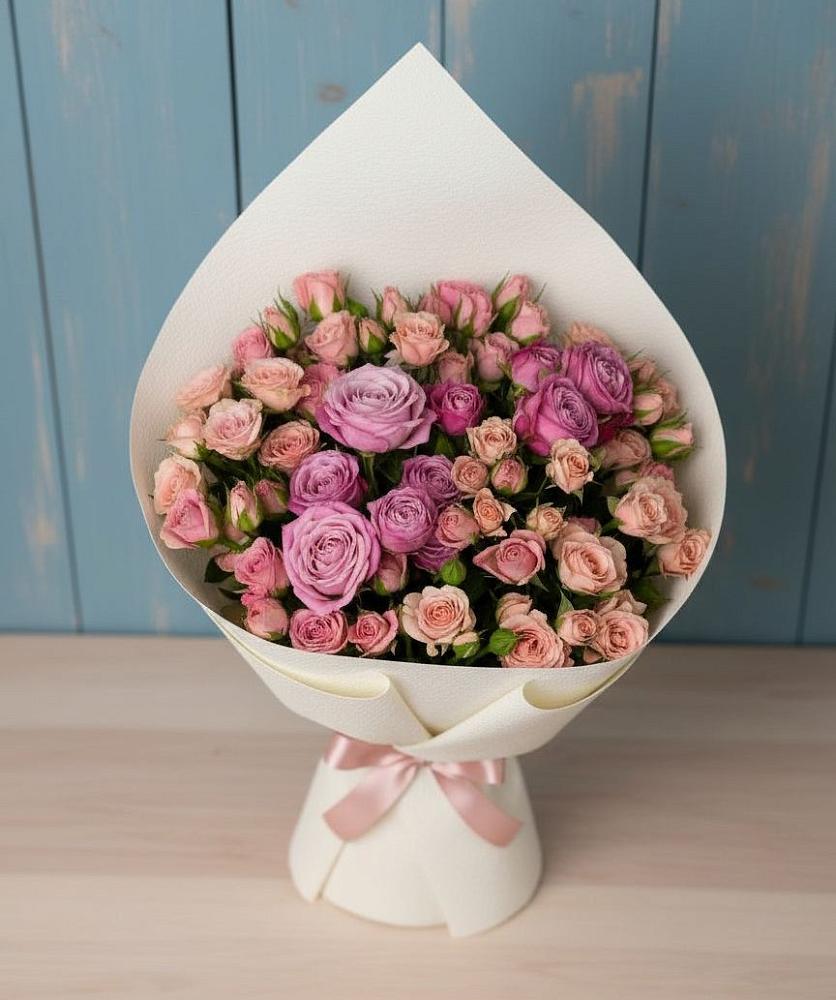 Букет цветов из: Розы в Бобровский