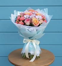 Букет цветов из:  Хризантемы и Розы в Бобровский