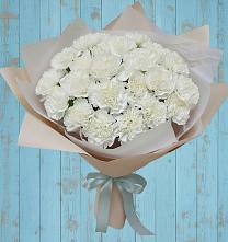 Букет цветов из:  Гвоздики в Бобровский