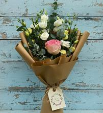 Букет цветов из:  Розы и Лизиантусы #REPLACE_PRED# Бобровский