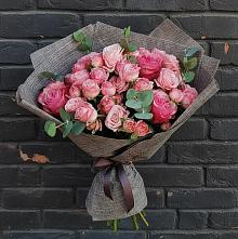 Букет цветов из:  Розы в Бобровский
