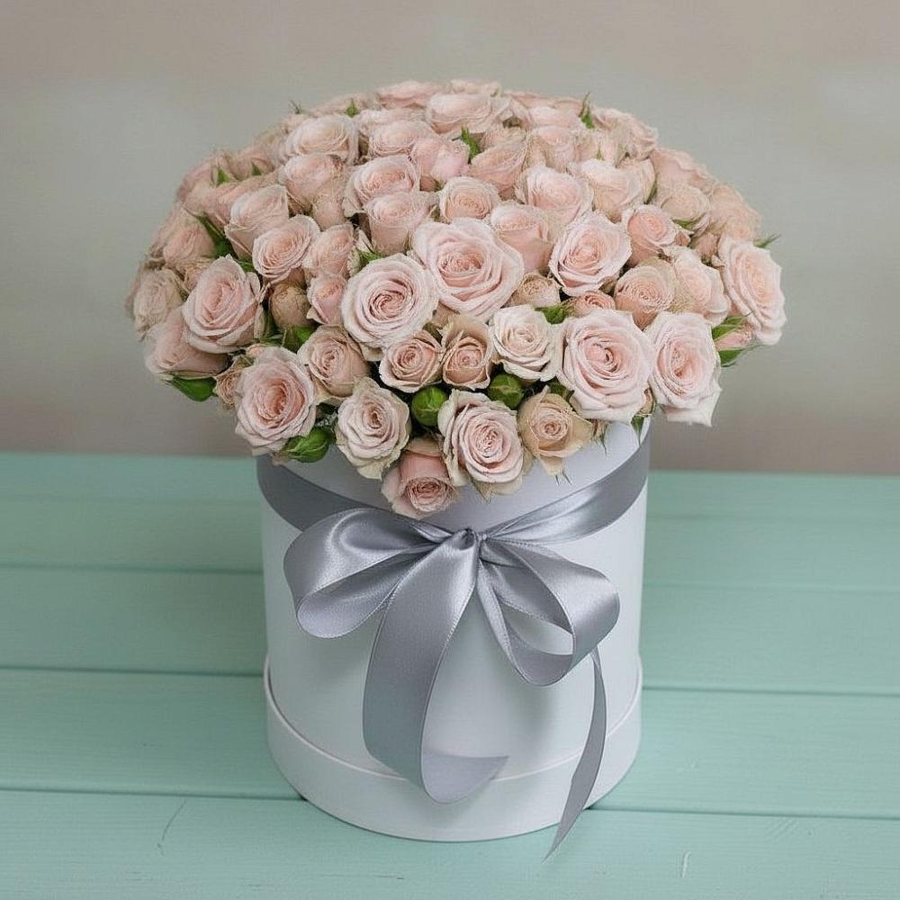 Цветочная композиция из Розы в шляпной коробке в Бобровский